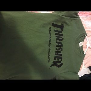 Men’s small army green Thrasher T-shirt